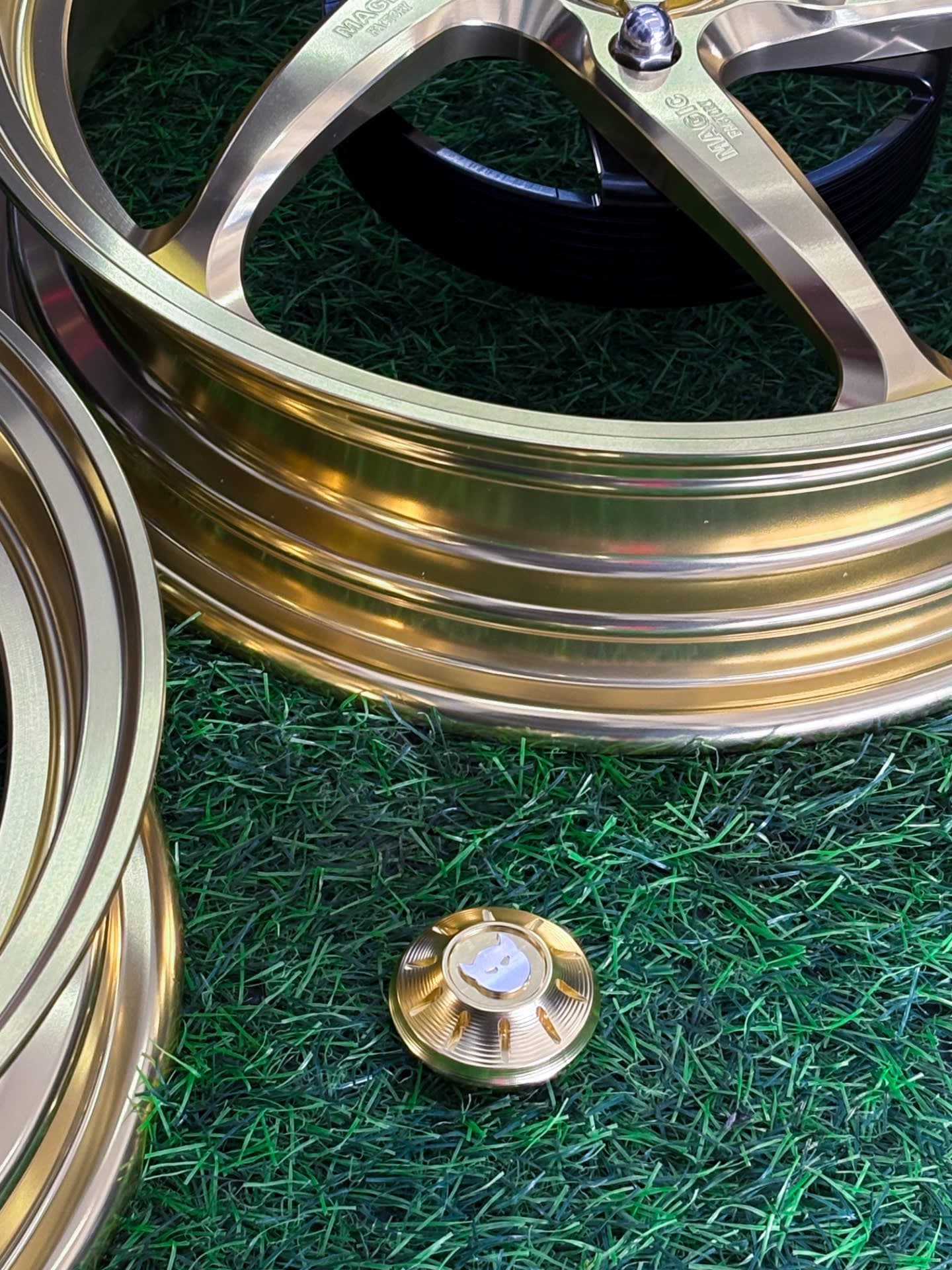 Magic Factory Velg MG 4 Gold - Image 2