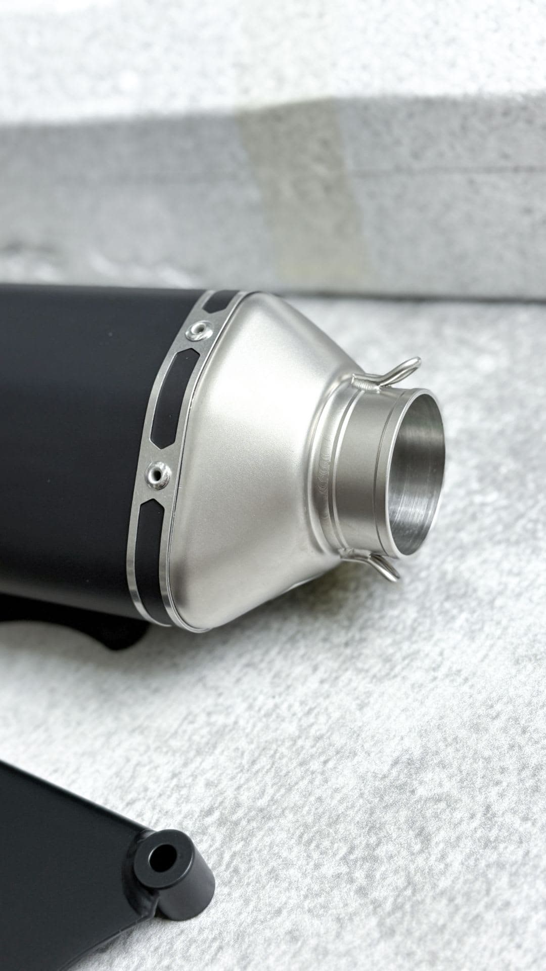 Knalpot Akraprovic Euro 4 Black Carbon - Image 3