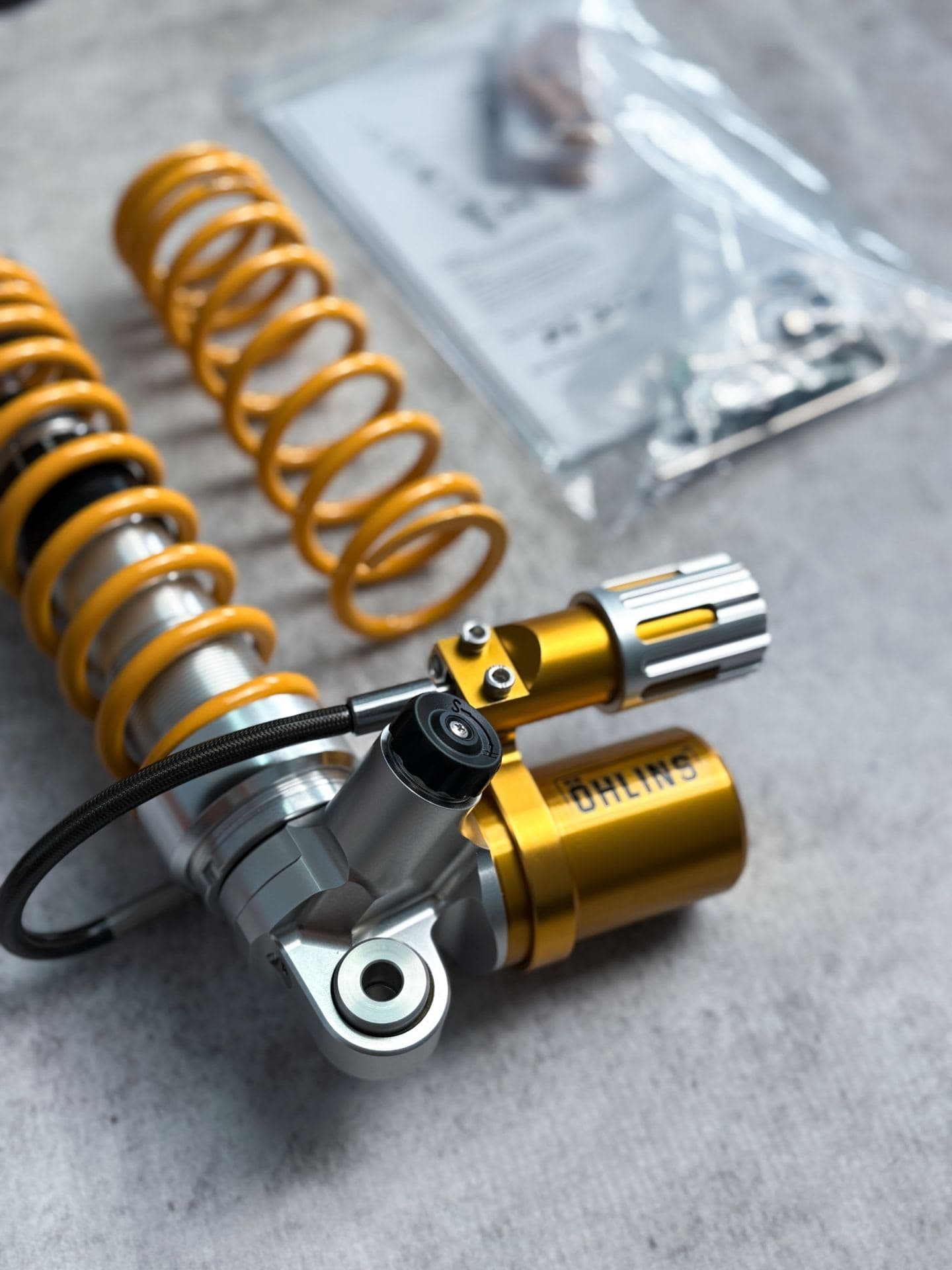 Ohlins Shock Tabung Preload PI 302 Yellow - Image 2