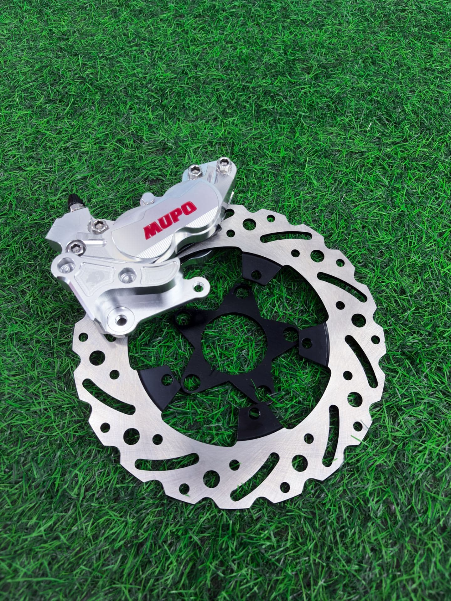 Paket Mupo Kaliper 4 Piston Silver - Image 1